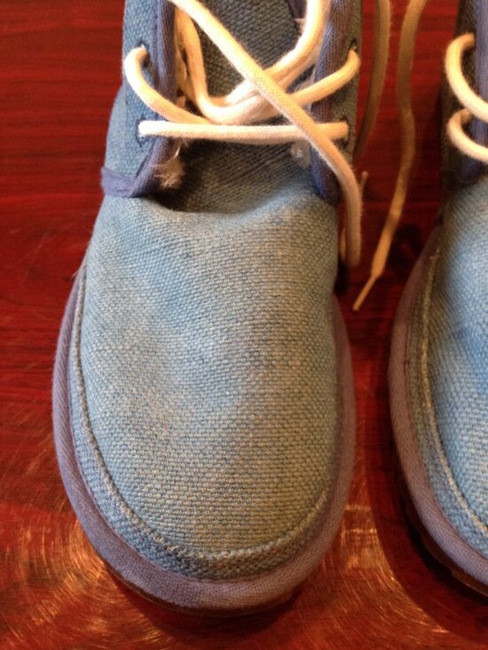 UGG Chukka Boots Size 10 main image 9
